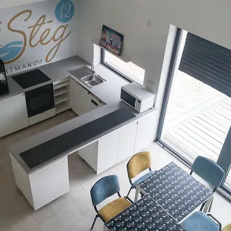 펜션 Six Bedroom Holiday In